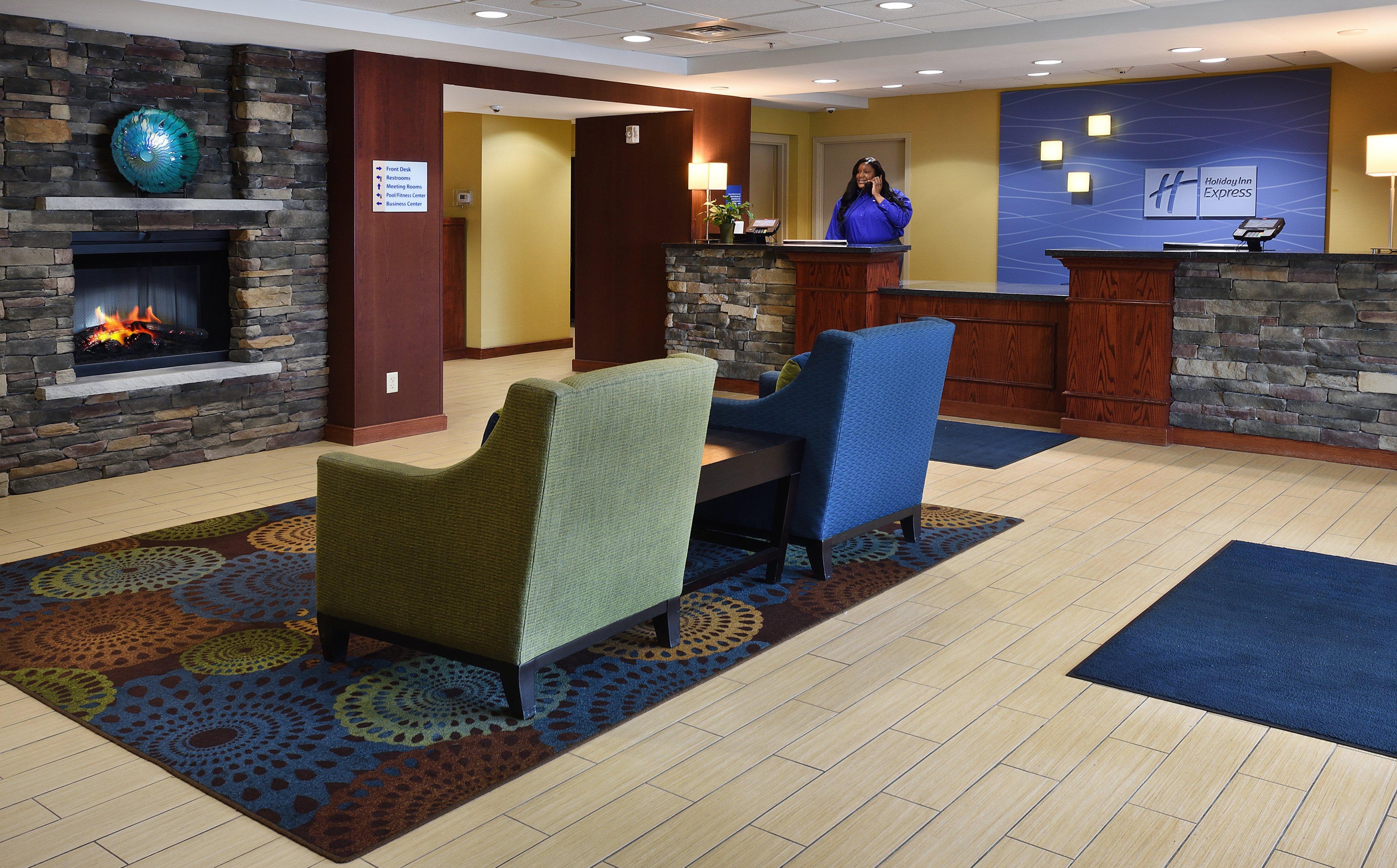 Holiday Inn Express Milford By Ihg Exterior photo